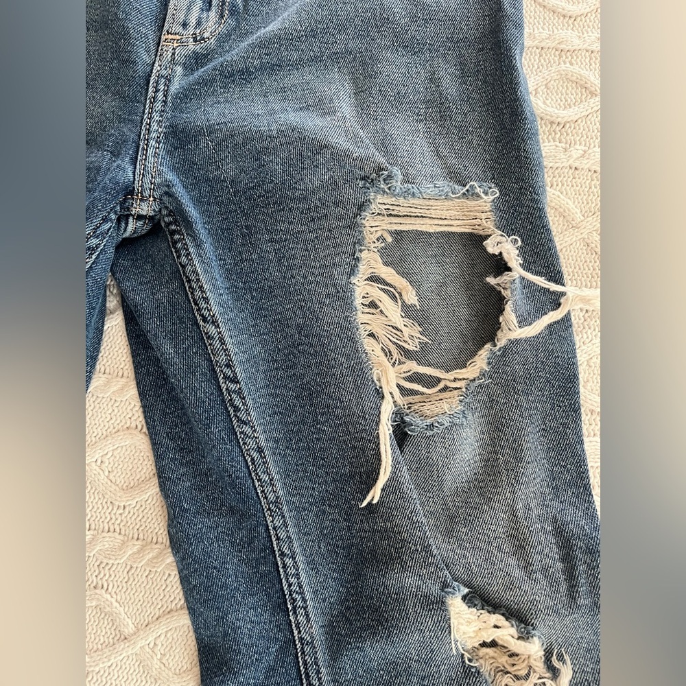 Hollister Vintage Stretch Distressed Curvy High-Rise Dad Jeans Women’s Size 0 - Picture 8 of 14
